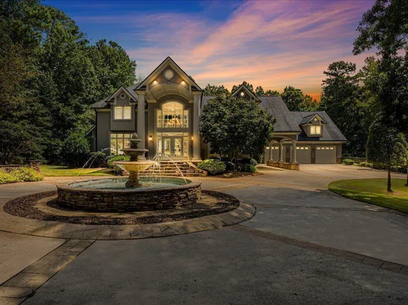 Luxury home for sale in Peachtree City GA